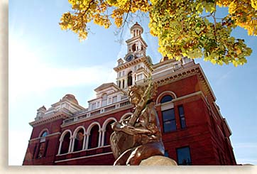 Dolly Parton at the Sevier County Courthouse